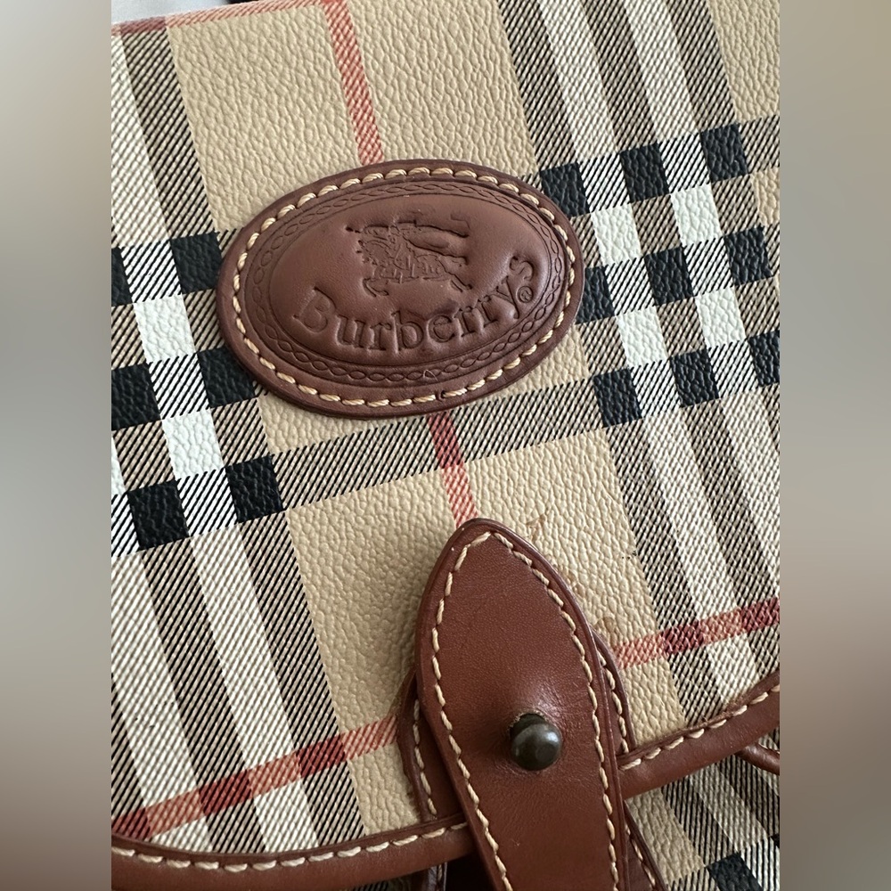 Burberrys Vintage Backpack With COA - Picture 15 of 17